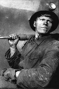 Anatoli Skurikhin
Stakhanovets Kuzbassa, Egor Borisov
Worker at Kuzbass, 1933